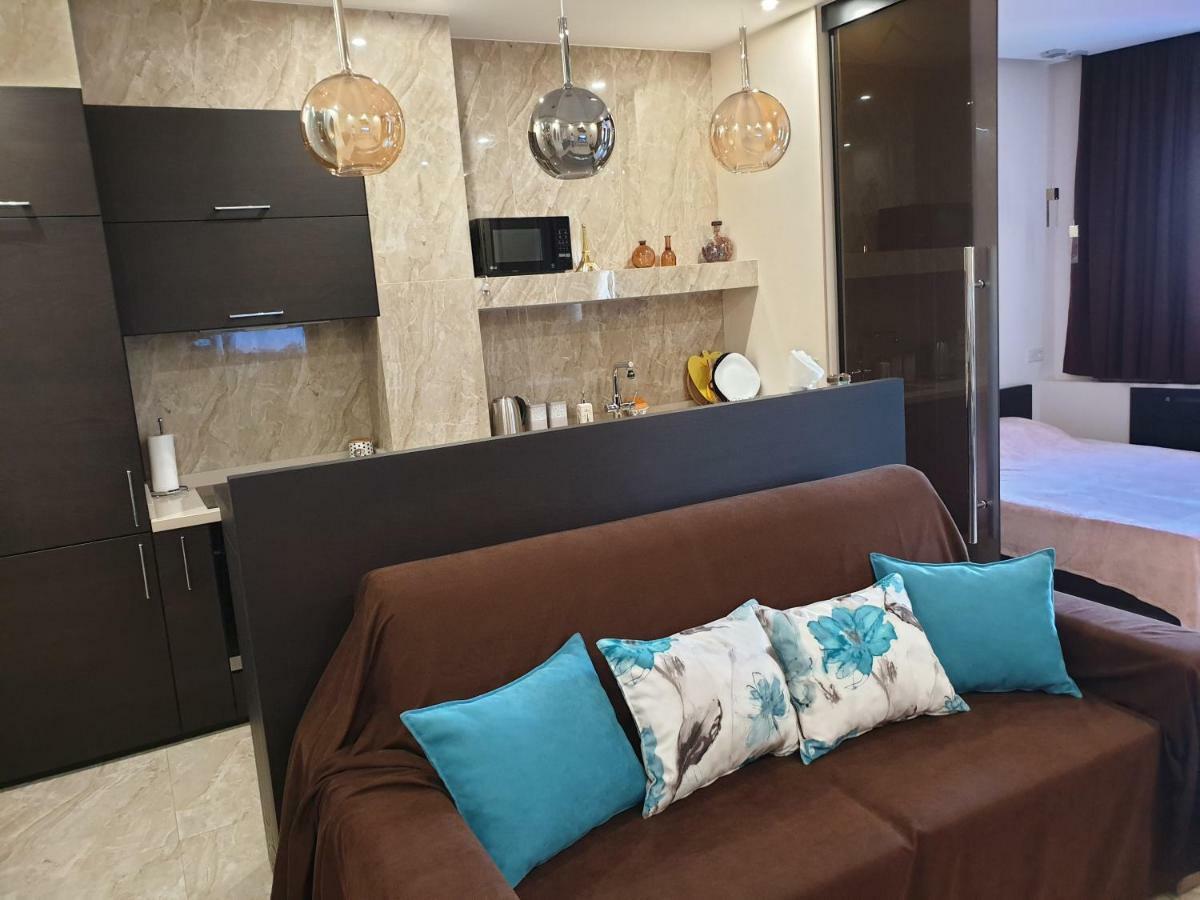 אודסה Apartment Luxe Paris מראה חיצוני תמונה
