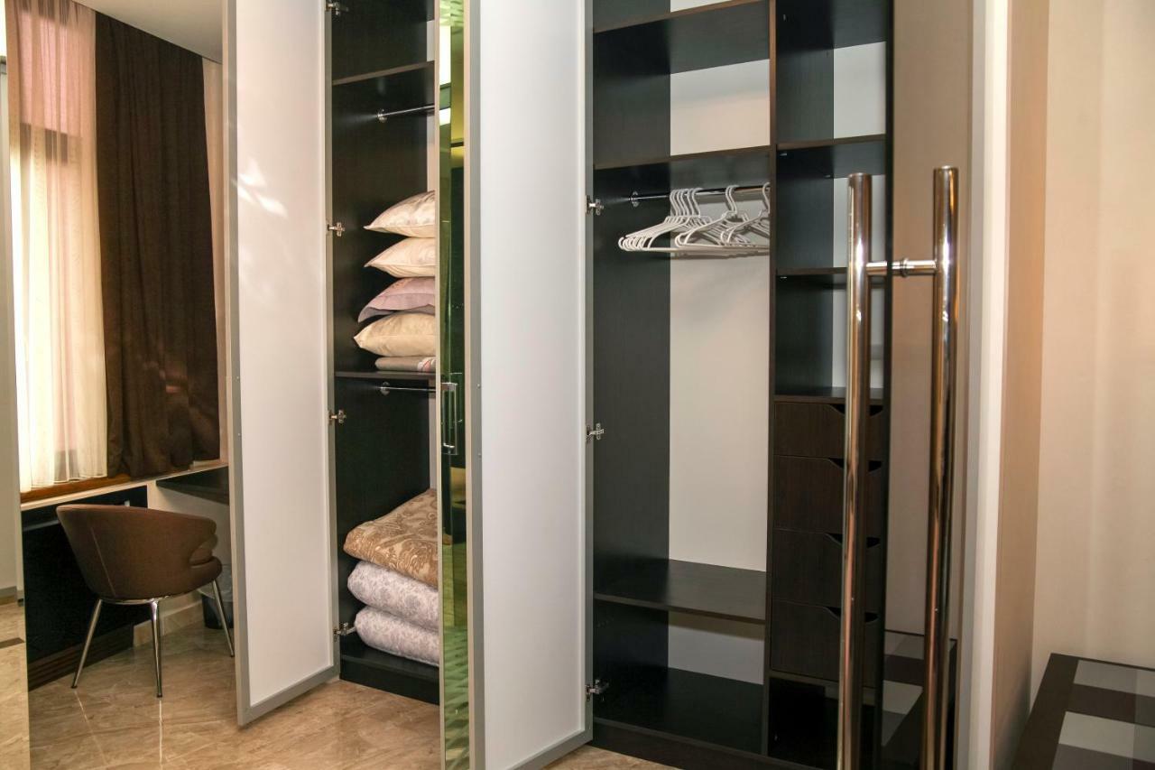 אודסה Apartment Luxe Paris מראה חיצוני תמונה