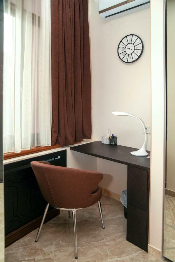 אודסה Apartment Luxe Paris מראה חיצוני תמונה