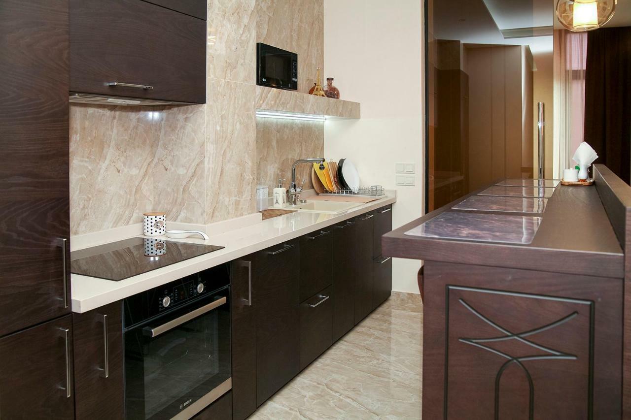 אודסה Apartment Luxe Paris מראה חיצוני תמונה