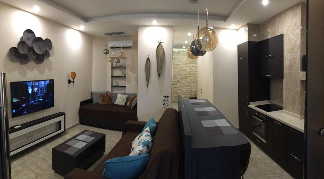 אודסה Apartment Luxe Paris מראה חיצוני תמונה